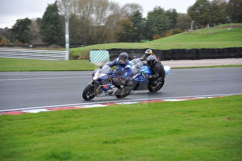 Motorcycle action photographs;Trackday digital images;event digital images;eventdigitalimages;no limits trackday;oulton park;oulton park circuit cheshire;oulton park photographs;peter wileman photography;trackday;trackday photos
