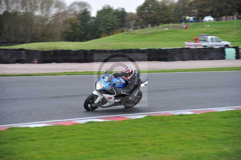 Motorcycle action photographs;Trackday digital images;event digital images;eventdigitalimages;no limits trackday;oulton park;oulton park circuit cheshire;oulton park photographs;peter wileman photography;trackday;trackday photos