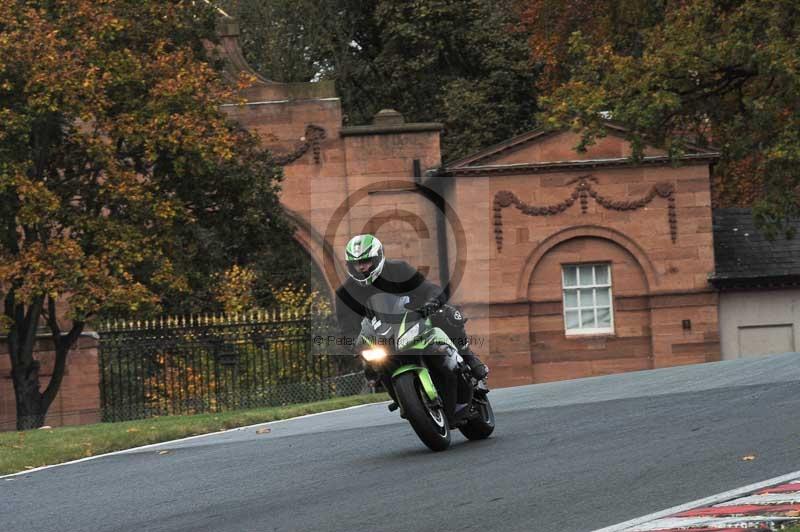 Motorcycle action photographs;Trackday digital images;event digital images;eventdigitalimages;no limits trackday;oulton park;oulton park circuit cheshire;oulton park photographs;peter wileman photography;trackday;trackday photos