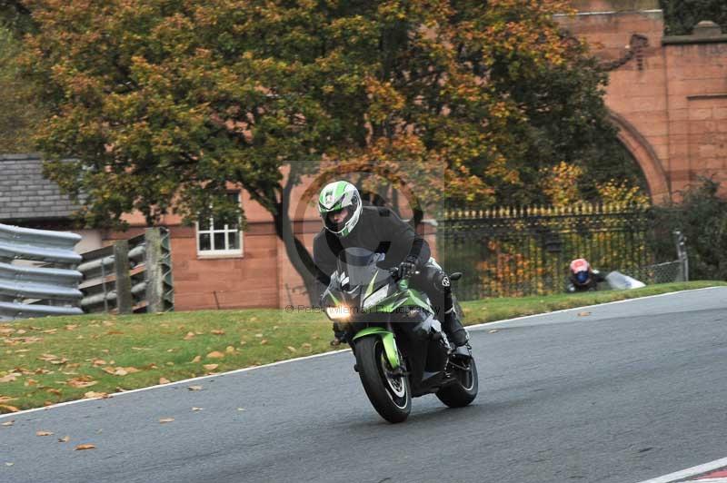 Motorcycle action photographs;Trackday digital images;event digital images;eventdigitalimages;no limits trackday;oulton park;oulton park circuit cheshire;oulton park photographs;peter wileman photography;trackday;trackday photos