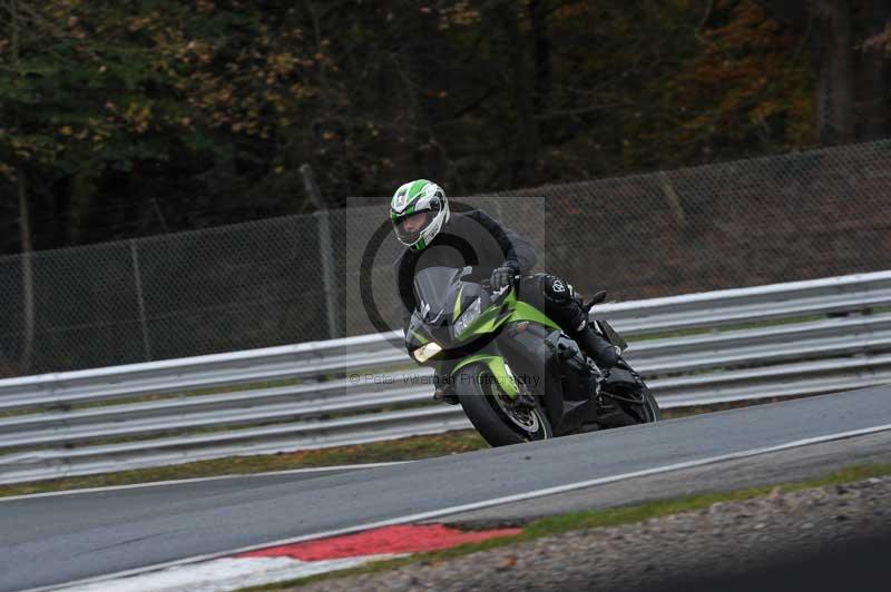 Motorcycle action photographs;Trackday digital images;event digital images;eventdigitalimages;no limits trackday;oulton park;oulton park circuit cheshire;oulton park photographs;peter wileman photography;trackday;trackday photos