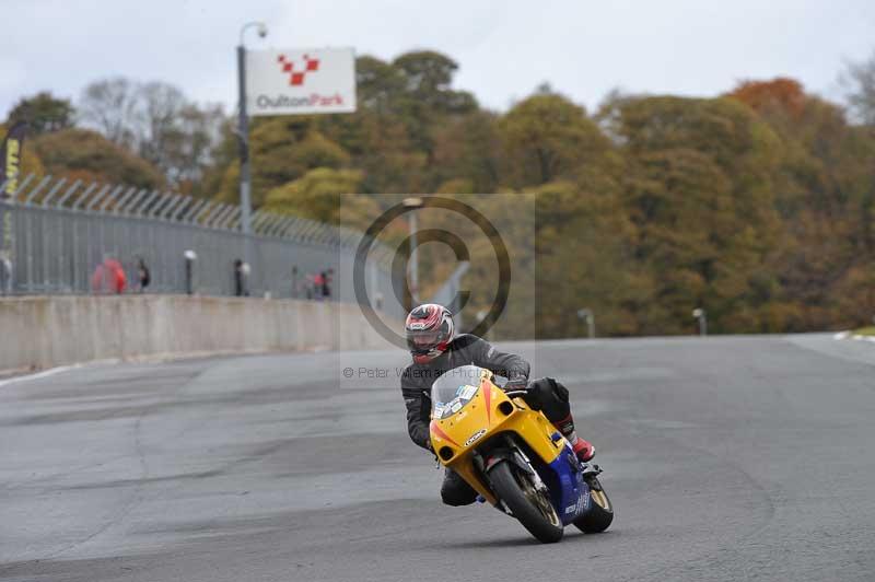 Motorcycle action photographs;Trackday digital images;event digital images;eventdigitalimages;no limits trackday;oulton park;oulton park circuit cheshire;oulton park photographs;peter wileman photography;trackday;trackday photos