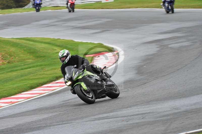 Motorcycle action photographs;Trackday digital images;event digital images;eventdigitalimages;no limits trackday;oulton park;oulton park circuit cheshire;oulton park photographs;peter wileman photography;trackday;trackday photos