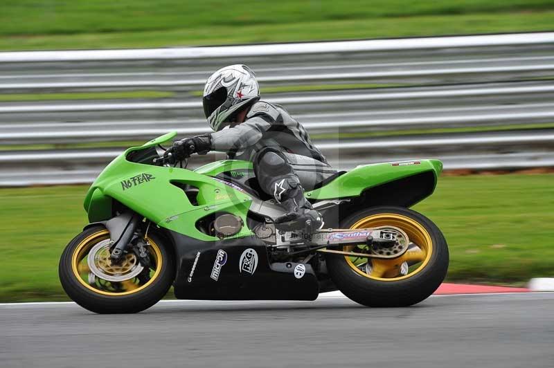 Motorcycle action photographs;Trackday digital images;event digital images;eventdigitalimages;no limits trackday;oulton park;oulton park circuit cheshire;oulton park photographs;peter wileman photography;trackday;trackday photos