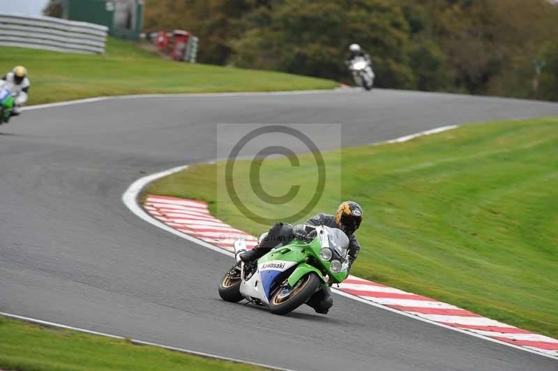 Motorcycle action photographs;Trackday digital images;event digital images;eventdigitalimages;no limits trackday;oulton park;oulton park circuit cheshire;oulton park photographs;peter wileman photography;trackday;trackday photos