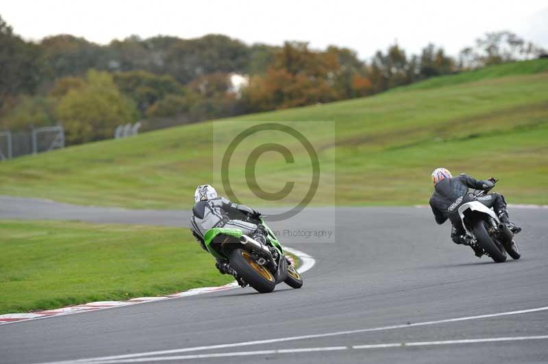 Motorcycle action photographs;Trackday digital images;event digital images;eventdigitalimages;no limits trackday;oulton park;oulton park circuit cheshire;oulton park photographs;peter wileman photography;trackday;trackday photos