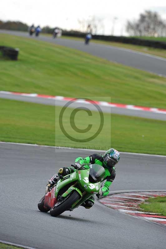 Motorcycle action photographs;Trackday digital images;event digital images;eventdigitalimages;no limits trackday;oulton park;oulton park circuit cheshire;oulton park photographs;peter wileman photography;trackday;trackday photos