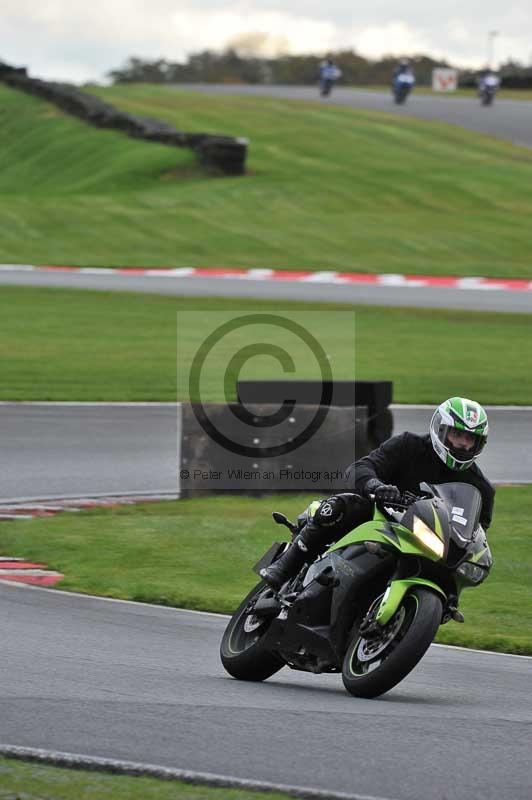 Motorcycle action photographs;Trackday digital images;event digital images;eventdigitalimages;no limits trackday;oulton park;oulton park circuit cheshire;oulton park photographs;peter wileman photography;trackday;trackday photos