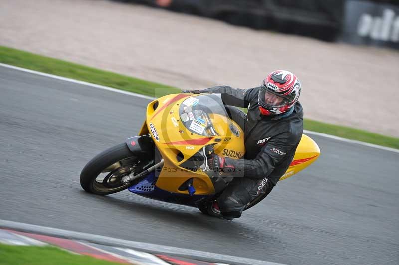 Motorcycle action photographs;Trackday digital images;event digital images;eventdigitalimages;no limits trackday;oulton park;oulton park circuit cheshire;oulton park photographs;peter wileman photography;trackday;trackday photos