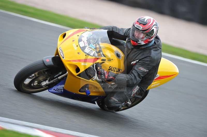 Motorcycle action photographs;Trackday digital images;event digital images;eventdigitalimages;no limits trackday;oulton park;oulton park circuit cheshire;oulton park photographs;peter wileman photography;trackday;trackday photos