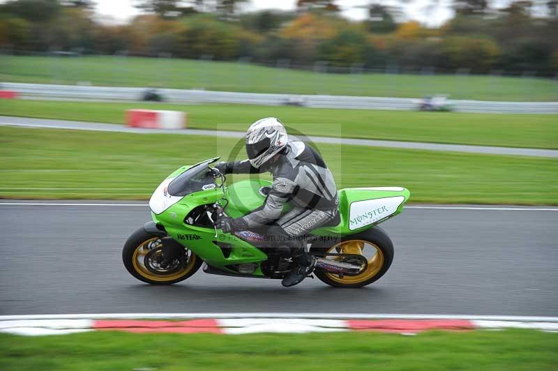 Motorcycle action photographs;Trackday digital images;event digital images;eventdigitalimages;no limits trackday;oulton park;oulton park circuit cheshire;oulton park photographs;peter wileman photography;trackday;trackday photos