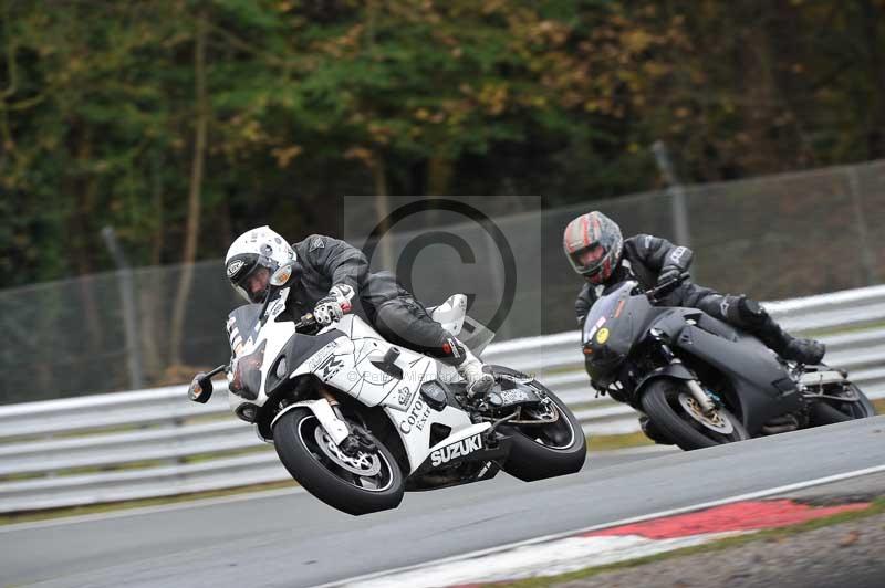 Motorcycle action photographs;Trackday digital images;event digital images;eventdigitalimages;no limits trackday;oulton park;oulton park circuit cheshire;oulton park photographs;peter wileman photography;trackday;trackday photos
