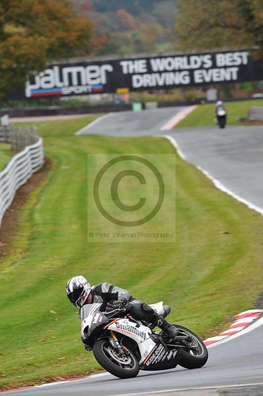 Motorcycle action photographs;Trackday digital images;event digital images;eventdigitalimages;no limits trackday;oulton park;oulton park circuit cheshire;oulton park photographs;peter wileman photography;trackday;trackday photos