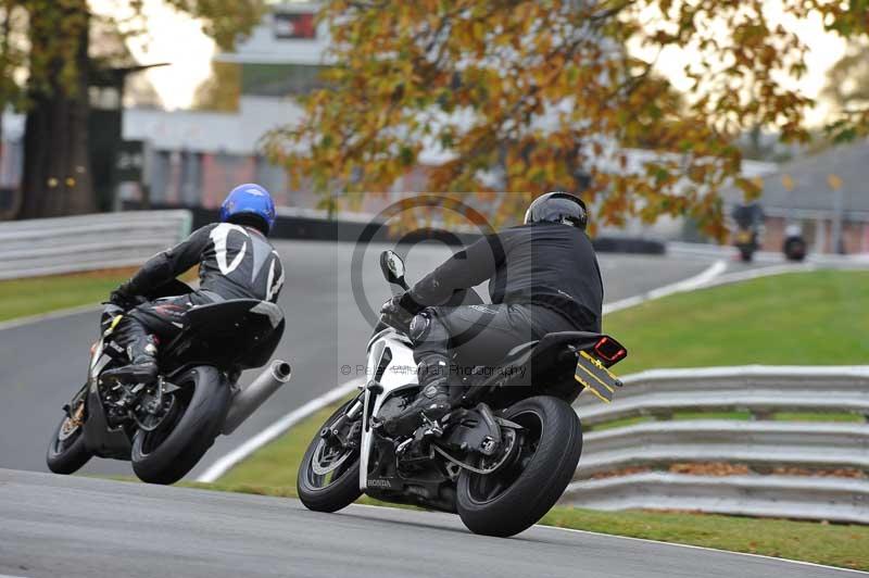 Motorcycle action photographs;Trackday digital images;event digital images;eventdigitalimages;no limits trackday;oulton park;oulton park circuit cheshire;oulton park photographs;peter wileman photography;trackday;trackday photos
