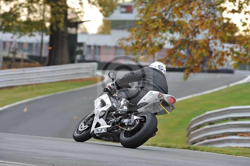 Motorcycle action photographs;Trackday digital images;event digital images;eventdigitalimages;no limits trackday;oulton park;oulton park circuit cheshire;oulton park photographs;peter wileman photography;trackday;trackday photos