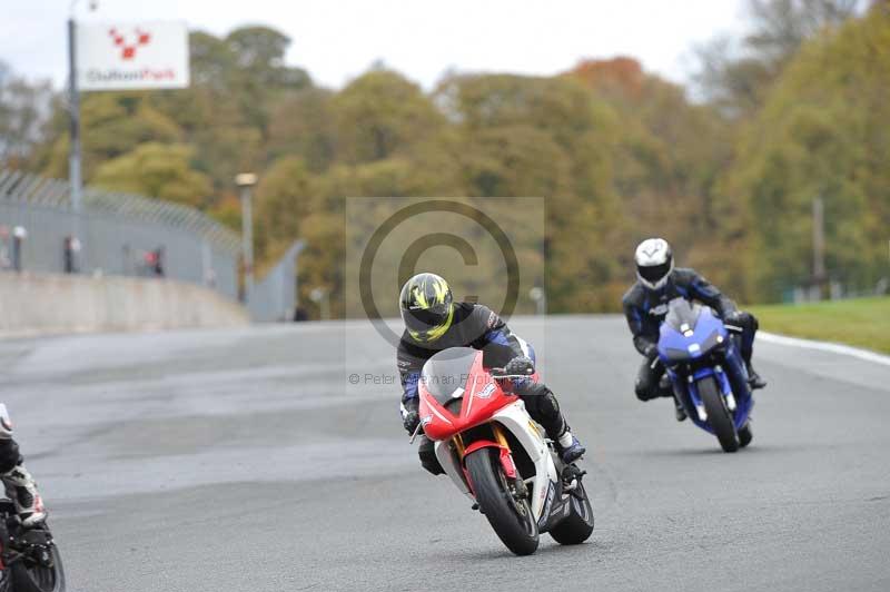 Motorcycle action photographs;Trackday digital images;event digital images;eventdigitalimages;no limits trackday;oulton park;oulton park circuit cheshire;oulton park photographs;peter wileman photography;trackday;trackday photos