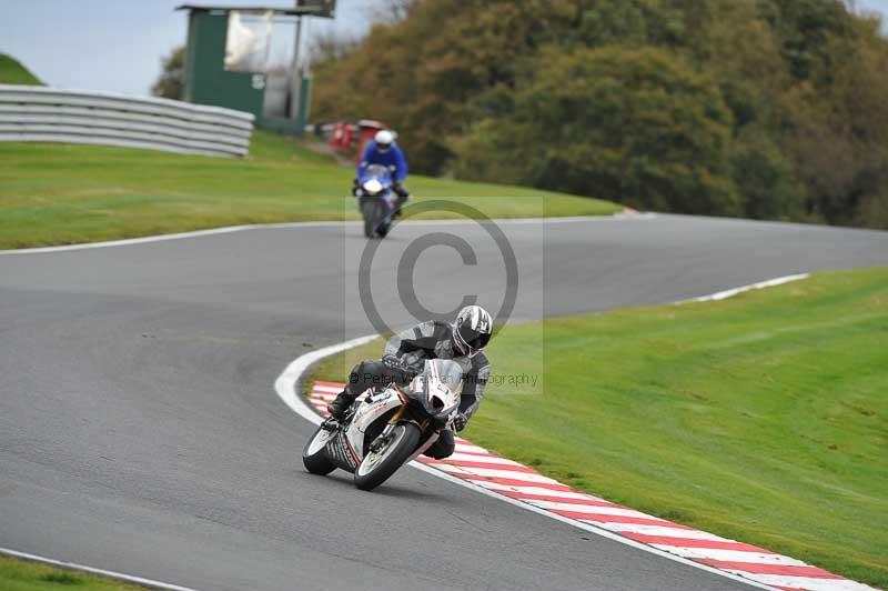 Motorcycle action photographs;Trackday digital images;event digital images;eventdigitalimages;no limits trackday;oulton park;oulton park circuit cheshire;oulton park photographs;peter wileman photography;trackday;trackday photos