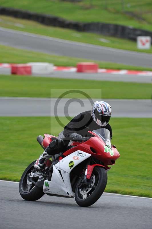 Motorcycle action photographs;Trackday digital images;event digital images;eventdigitalimages;no limits trackday;oulton park;oulton park circuit cheshire;oulton park photographs;peter wileman photography;trackday;trackday photos