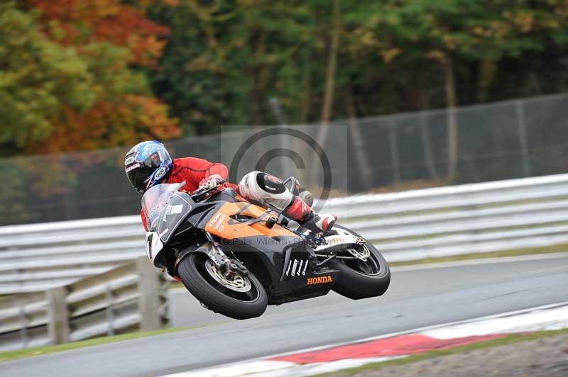 Motorcycle action photographs;Trackday digital images;event digital images;eventdigitalimages;no limits trackday;oulton park;oulton park circuit cheshire;oulton park photographs;peter wileman photography;trackday;trackday photos