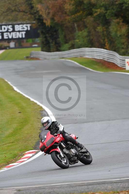 Motorcycle action photographs;Trackday digital images;event digital images;eventdigitalimages;no limits trackday;oulton park;oulton park circuit cheshire;oulton park photographs;peter wileman photography;trackday;trackday photos