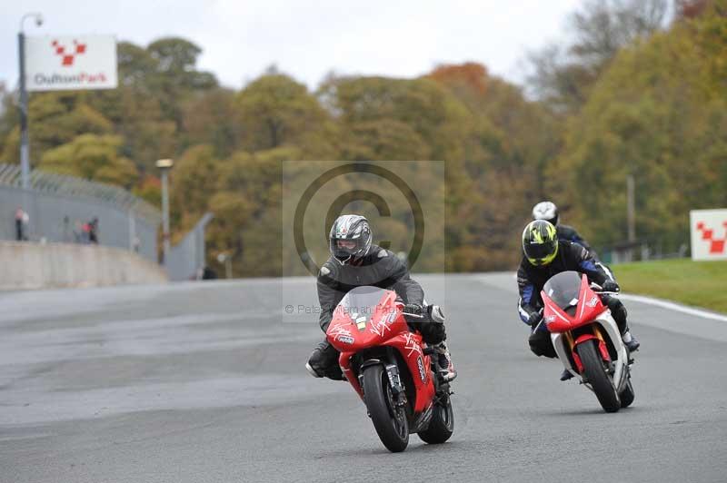 Motorcycle action photographs;Trackday digital images;event digital images;eventdigitalimages;no limits trackday;oulton park;oulton park circuit cheshire;oulton park photographs;peter wileman photography;trackday;trackday photos