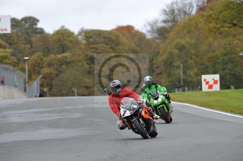 Motorcycle action photographs;Trackday digital images;event digital images;eventdigitalimages;no limits trackday;oulton park;oulton park circuit cheshire;oulton park photographs;peter wileman photography;trackday;trackday photos