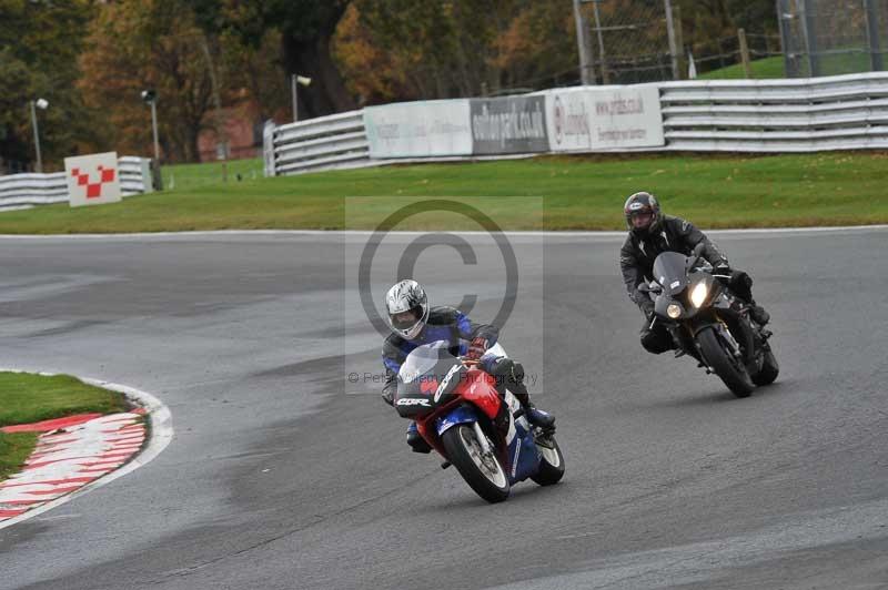 Motorcycle action photographs;Trackday digital images;event digital images;eventdigitalimages;no limits trackday;oulton park;oulton park circuit cheshire;oulton park photographs;peter wileman photography;trackday;trackday photos