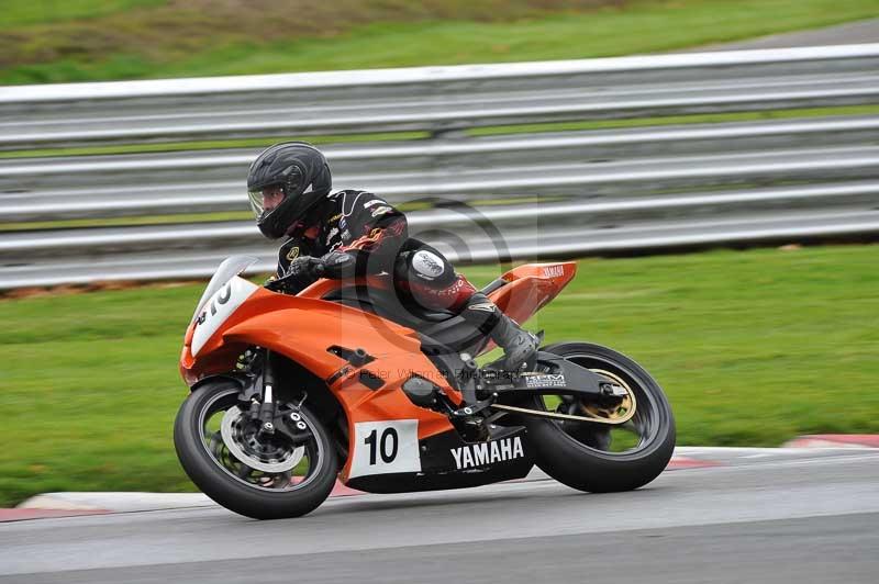 Motorcycle action photographs;Trackday digital images;event digital images;eventdigitalimages;no limits trackday;oulton park;oulton park circuit cheshire;oulton park photographs;peter wileman photography;trackday;trackday photos