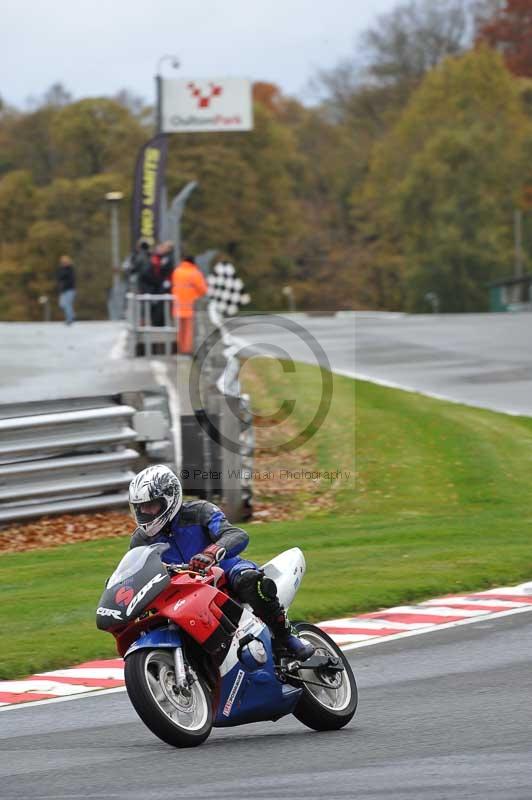 Motorcycle action photographs;Trackday digital images;event digital images;eventdigitalimages;no limits trackday;oulton park;oulton park circuit cheshire;oulton park photographs;peter wileman photography;trackday;trackday photos