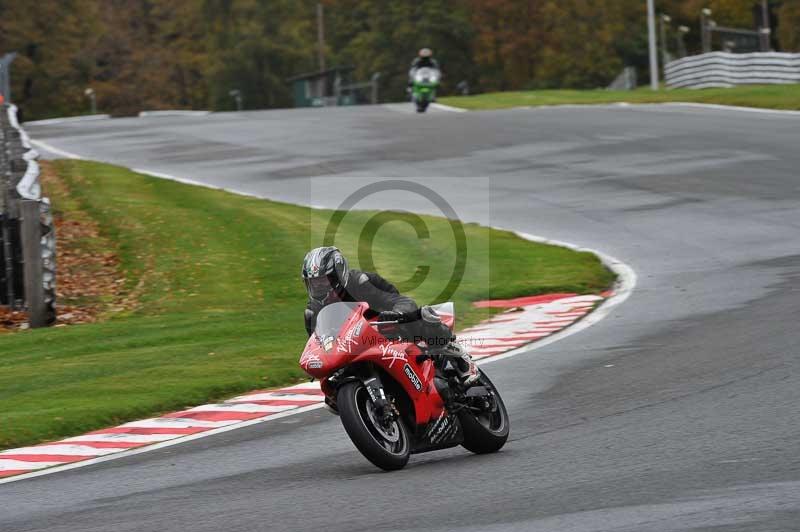 Motorcycle action photographs;Trackday digital images;event digital images;eventdigitalimages;no limits trackday;oulton park;oulton park circuit cheshire;oulton park photographs;peter wileman photography;trackday;trackday photos