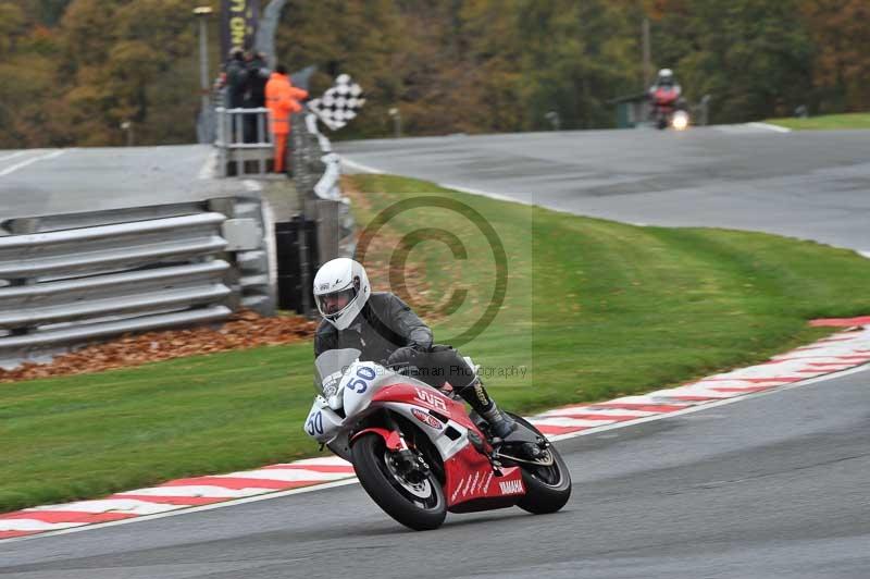 Motorcycle action photographs;Trackday digital images;event digital images;eventdigitalimages;no limits trackday;oulton park;oulton park circuit cheshire;oulton park photographs;peter wileman photography;trackday;trackday photos