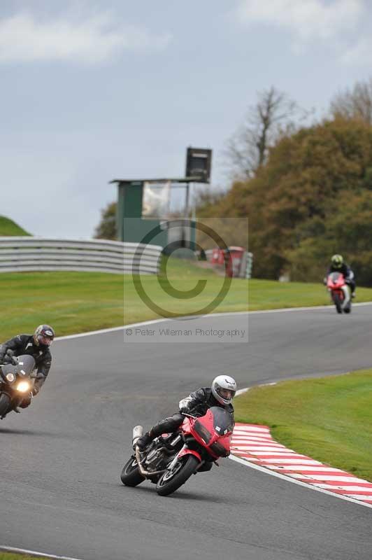 Motorcycle action photographs;Trackday digital images;event digital images;eventdigitalimages;no limits trackday;oulton park;oulton park circuit cheshire;oulton park photographs;peter wileman photography;trackday;trackday photos