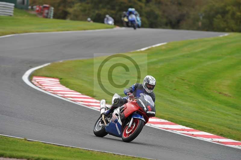 Motorcycle action photographs;Trackday digital images;event digital images;eventdigitalimages;no limits trackday;oulton park;oulton park circuit cheshire;oulton park photographs;peter wileman photography;trackday;trackday photos