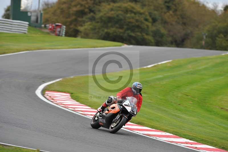 Motorcycle action photographs;Trackday digital images;event digital images;eventdigitalimages;no limits trackday;oulton park;oulton park circuit cheshire;oulton park photographs;peter wileman photography;trackday;trackday photos