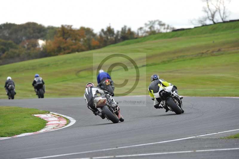 Motorcycle action photographs;Trackday digital images;event digital images;eventdigitalimages;no limits trackday;oulton park;oulton park circuit cheshire;oulton park photographs;peter wileman photography;trackday;trackday photos