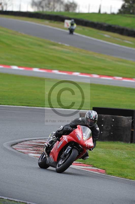 Motorcycle action photographs;Trackday digital images;event digital images;eventdigitalimages;no limits trackday;oulton park;oulton park circuit cheshire;oulton park photographs;peter wileman photography;trackday;trackday photos