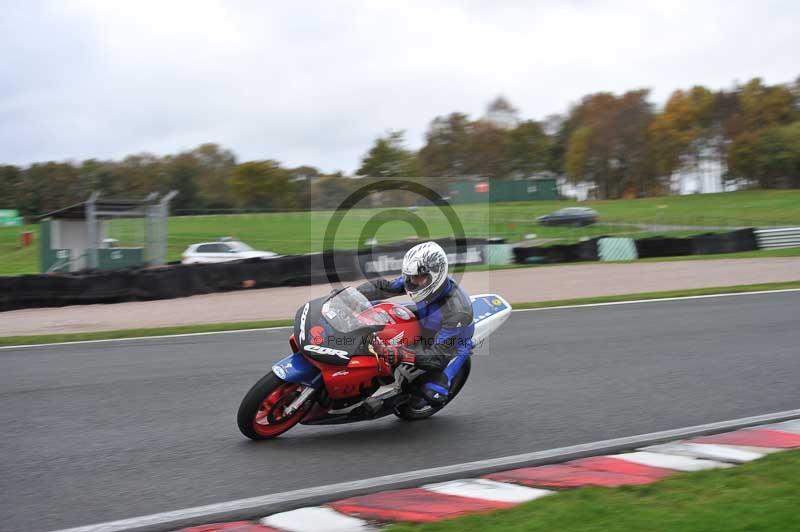 Motorcycle action photographs;Trackday digital images;event digital images;eventdigitalimages;no limits trackday;oulton park;oulton park circuit cheshire;oulton park photographs;peter wileman photography;trackday;trackday photos
