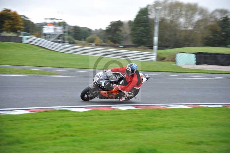 Motorcycle action photographs;Trackday digital images;event digital images;eventdigitalimages;no limits trackday;oulton park;oulton park circuit cheshire;oulton park photographs;peter wileman photography;trackday;trackday photos