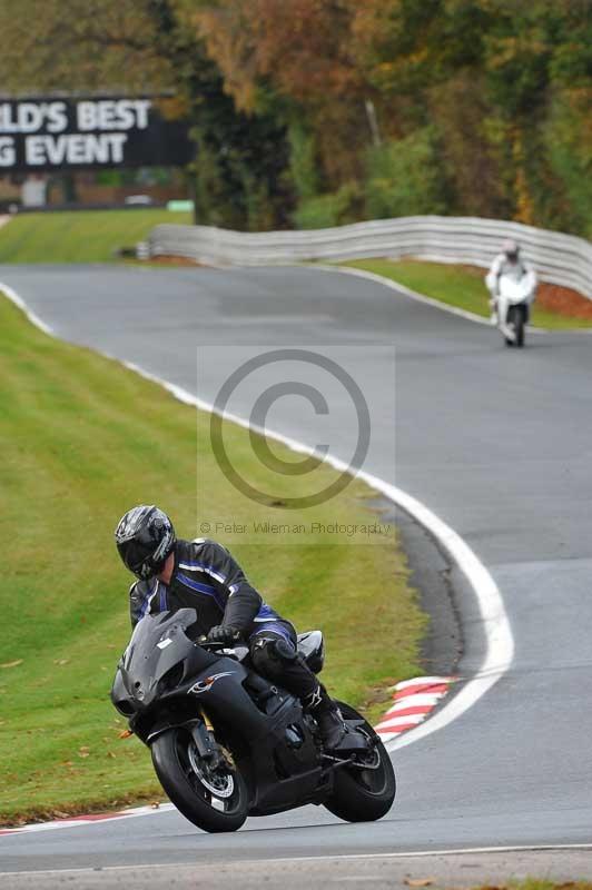 Motorcycle action photographs;Trackday digital images;event digital images;eventdigitalimages;no limits trackday;oulton park;oulton park circuit cheshire;oulton park photographs;peter wileman photography;trackday;trackday photos