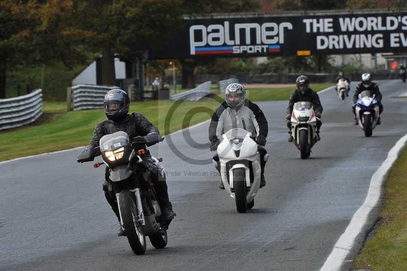 Motorcycle action photographs;Trackday digital images;event digital images;eventdigitalimages;no limits trackday;oulton park;oulton park circuit cheshire;oulton park photographs;peter wileman photography;trackday;trackday photos