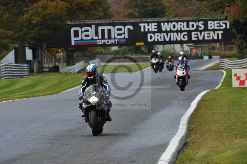 Motorcycle action photographs;Trackday digital images;event digital images;eventdigitalimages;no limits trackday;oulton park;oulton park circuit cheshire;oulton park photographs;peter wileman photography;trackday;trackday photos