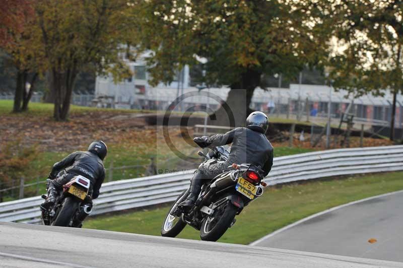 Motorcycle action photographs;Trackday digital images;event digital images;eventdigitalimages;no limits trackday;oulton park;oulton park circuit cheshire;oulton park photographs;peter wileman photography;trackday;trackday photos