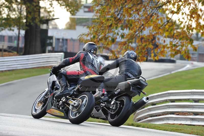 Motorcycle action photographs;Trackday digital images;event digital images;eventdigitalimages;no limits trackday;oulton park;oulton park circuit cheshire;oulton park photographs;peter wileman photography;trackday;trackday photos