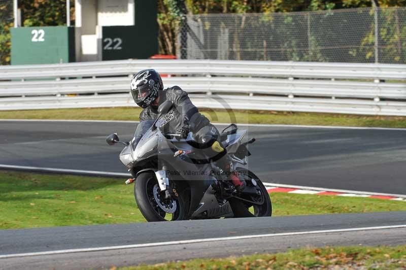 Motorcycle action photographs;Trackday digital images;event digital images;eventdigitalimages;no limits trackday;oulton park;oulton park circuit cheshire;oulton park photographs;peter wileman photography;trackday;trackday photos