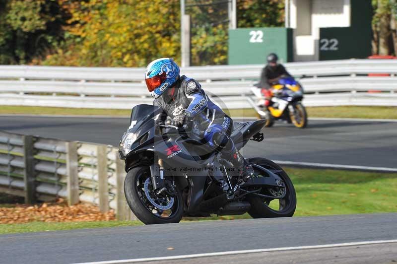 Motorcycle action photographs;Trackday digital images;event digital images;eventdigitalimages;no limits trackday;oulton park;oulton park circuit cheshire;oulton park photographs;peter wileman photography;trackday;trackday photos