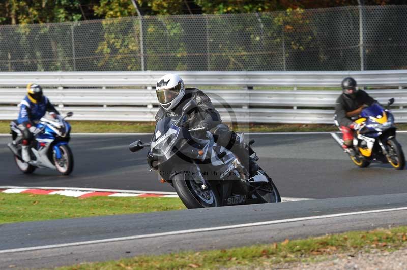 Motorcycle action photographs;Trackday digital images;event digital images;eventdigitalimages;no limits trackday;oulton park;oulton park circuit cheshire;oulton park photographs;peter wileman photography;trackday;trackday photos