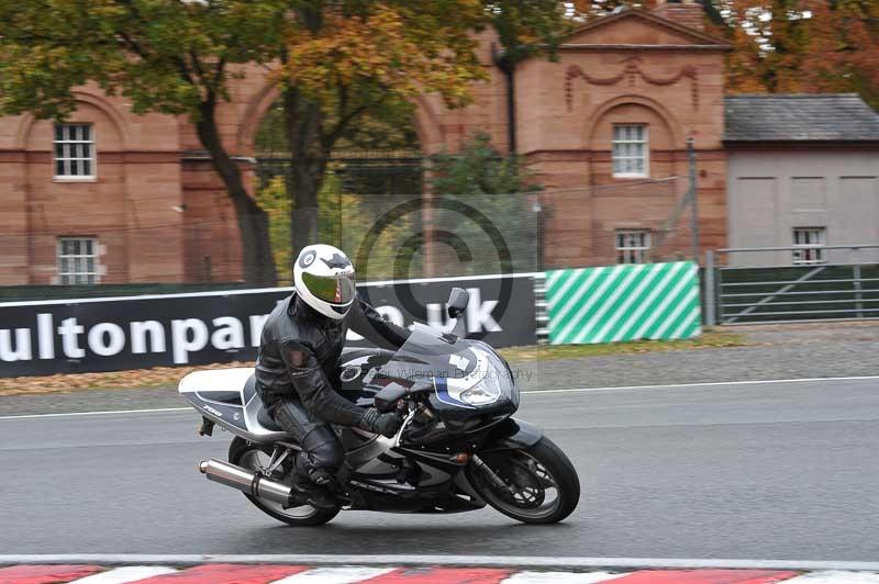 Motorcycle action photographs;Trackday digital images;event digital images;eventdigitalimages;no limits trackday;oulton park;oulton park circuit cheshire;oulton park photographs;peter wileman photography;trackday;trackday photos