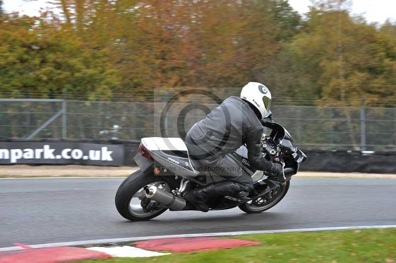 Motorcycle action photographs;Trackday digital images;event digital images;eventdigitalimages;no limits trackday;oulton park;oulton park circuit cheshire;oulton park photographs;peter wileman photography;trackday;trackday photos