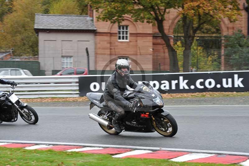 Motorcycle action photographs;Trackday digital images;event digital images;eventdigitalimages;no limits trackday;oulton park;oulton park circuit cheshire;oulton park photographs;peter wileman photography;trackday;trackday photos