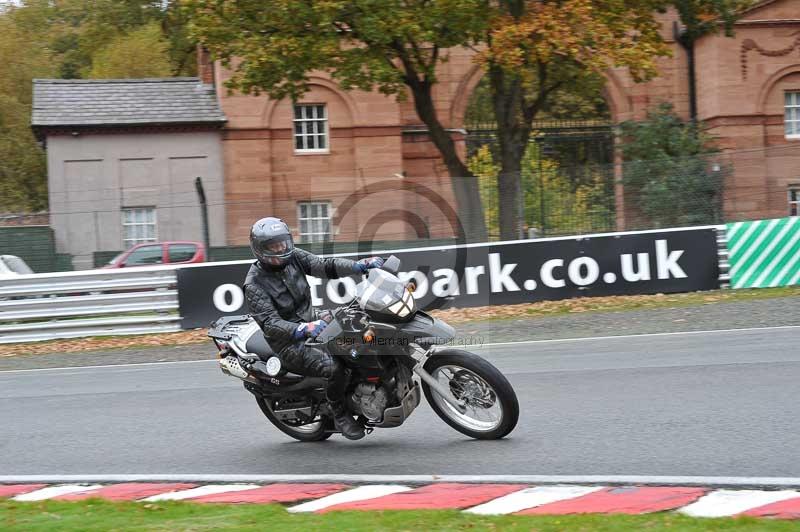 Motorcycle action photographs;Trackday digital images;event digital images;eventdigitalimages;no limits trackday;oulton park;oulton park circuit cheshire;oulton park photographs;peter wileman photography;trackday;trackday photos
